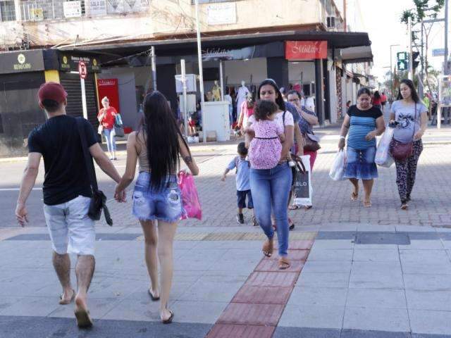 Horas antes da virada, ainda teve procura por presente de amigo secreto