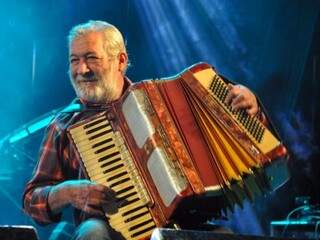 Dino Rocha é referência na música instrumental sul-mato-grossense. (Foto: Assessoria de Comunicação)