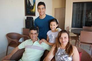 A família Fonseca é fã de Campo Grande e não trocaria a cidade por Minas Gerais (Foto: Simão Nogueira)