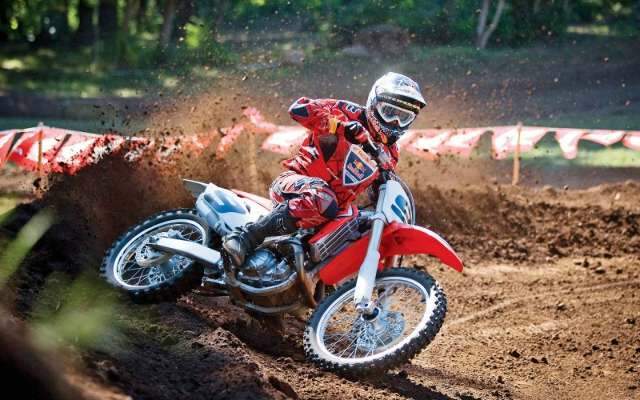 Competidores de oito categorias disputam Estadual de Velocross no domingo