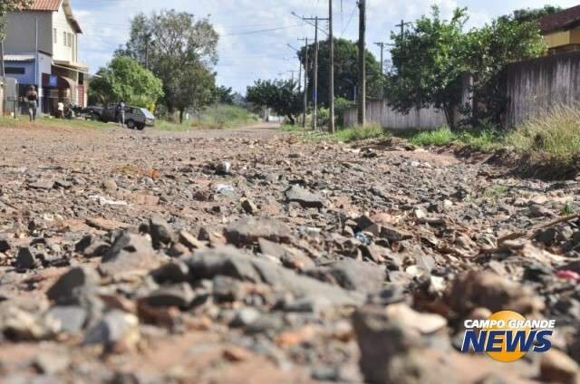 Ap&oacute;s enchentes, Cidade Morena espera in&iacute;cio do asfalto no final do m&ecirc;s 