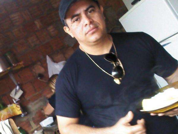 Vendedora que alegou roleta russa vai a j&uacute;ri popular por morte de namorado 