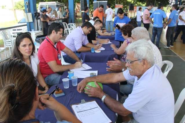 Reclama&ccedil;&otilde;es sobre merenda e falta de seringa marcam visita de vereadores