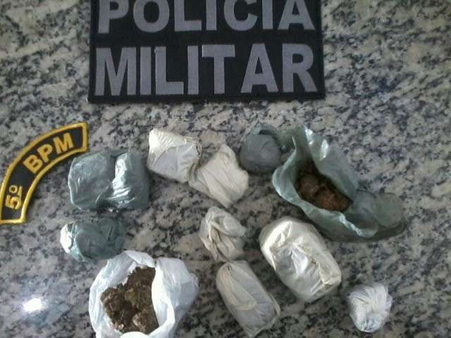 Pol&iacute;cia Militar apreende 148 gramas de maconha "sem dono" 