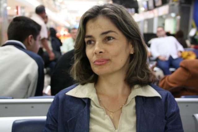 Passageiros n&atilde;o conseguem mudar voo e se revoltam com resultado