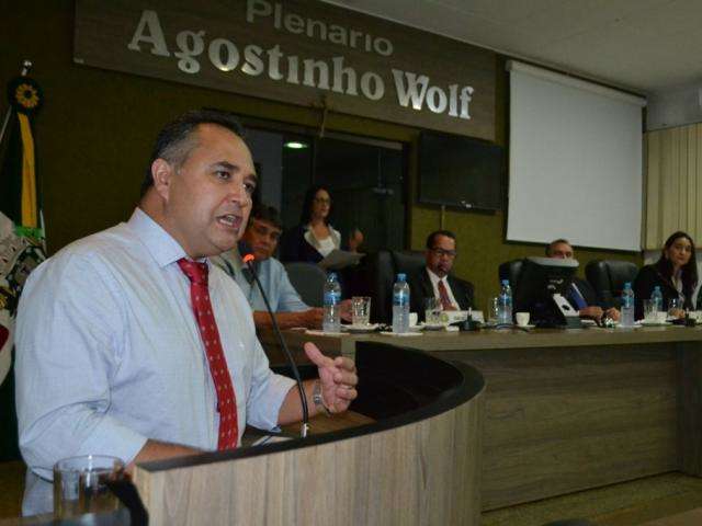STJ mant&eacute;m em liberdade prefeito de Aral Moreira, condenado por tr&aacute;fico
