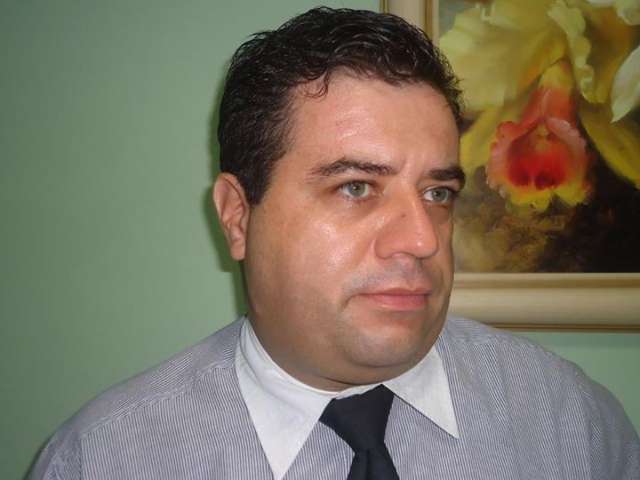 Capital fecha contrato e vai completar 1 ano sem licita&ccedil;&atilde;o para funer&aacute;rias