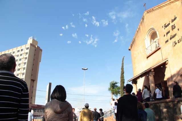 Festa come&ccedil;a com vig&iacute;lia, missa e alvorada festiva na Perp&eacute;tuo Socorro