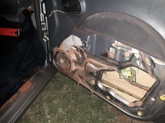 Paraguaio &eacute; perseguido por guardas e preso com 754 kg de maconha