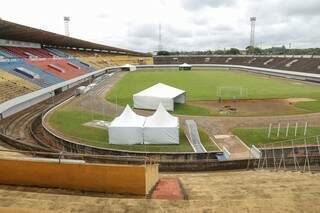 Arquibancada do estádio Morenão, inaugurado em 1971 (Foto: Paulo Francis)