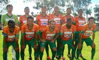 Técnico Valter Ferreira colocou em campo a base do que deve ser sua equipe titular no Estadual (Foto: Vilson Nascimento)