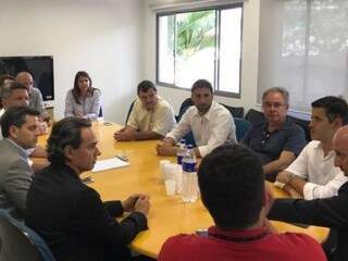 Reunião aconteceu nesta terça-feira entre gestores do município e das modalidades esportivas (Foto: Divulgação)