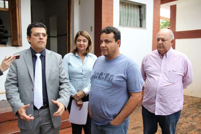 Olarte promete seguran&ccedil;a e banheiros para barrar protesto em terminal