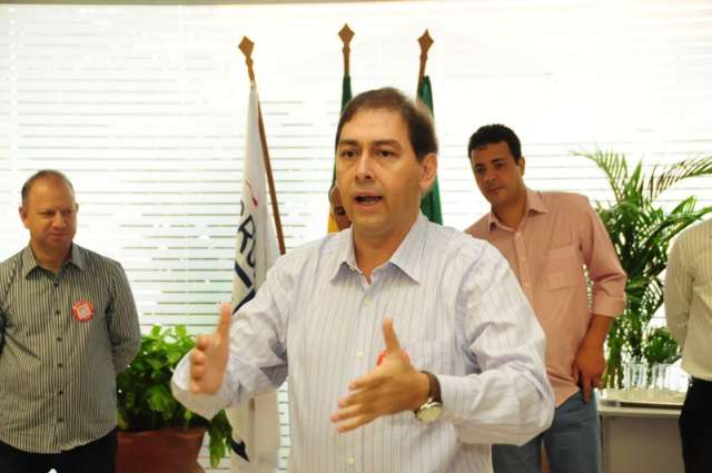 Ao falar de suspens&atilde;o de despejos. Bernal diz que "vai pra cima"