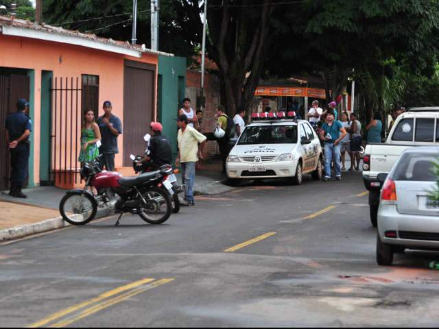  Assaltante &eacute; baleado pela PM e morre dentro de ambul&acirc;ncia