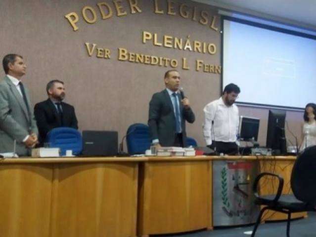 Em 1&ordm; j&uacute;ri em cidade da fronteira, r&eacute;u &eacute; condenado a 13 anos por tentar matar 6