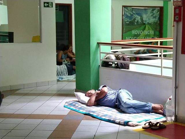 Grupo de sem-terra invade sede do Incra na Capital durante a madrugada