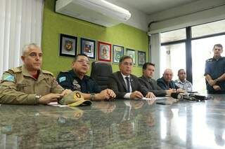 Todas as forças de segurança participaram de entrevista coletiva na manhã desta quarta-feira.