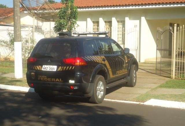 PF prende vereadores e empres&aacute;rios por corrup&ccedil;&atilde;o e desvio de dinheiro