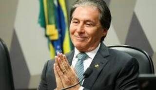 Eunício Oliveira é o nome escolhido pelo PMDB e tem o apoio da maioria das legendas (Marcelo Camargo/Agência Brasil)