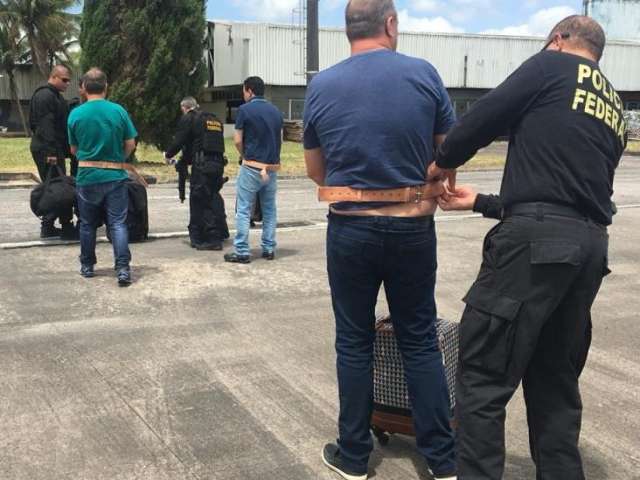 Opera&ccedil;&atilde;o contra cigarreiros prendeu noivo e acabou com fest&atilde;o em resort