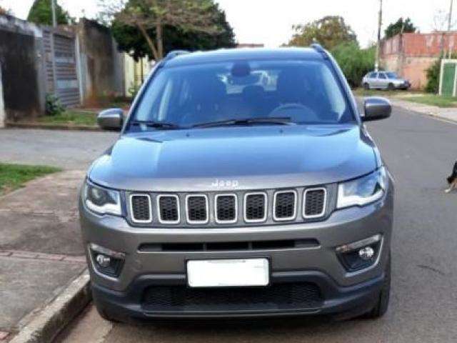 Suspeito &eacute; preso ap&oacute;s invadir resid&ecirc;ncia com carro de luxo que havia furtado 