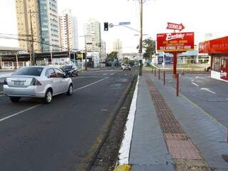Acidente aconteceu no cruzamento das ruas Ceará com a Euclides da Cunha (Foto: Saul Schramm)