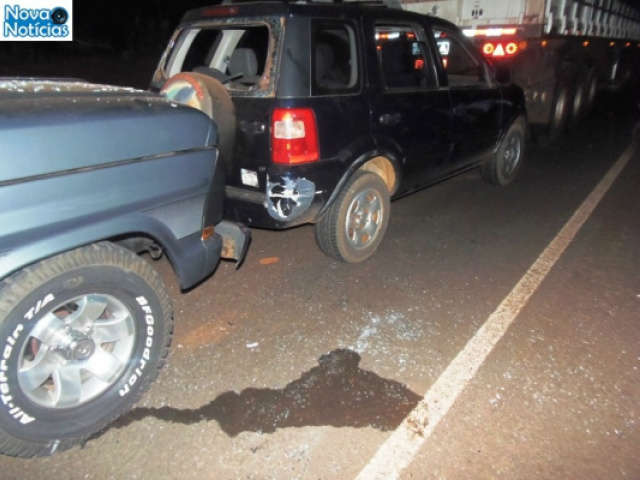  Oito ve&iacute;culos engavetam em local de acidente com morte na MS-134