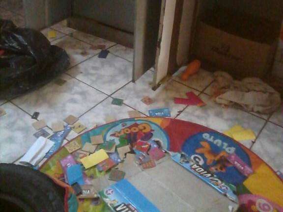 Entre o Natal e o Ano Novo, bandidos invadem cinco escolas p&uacute;blicas