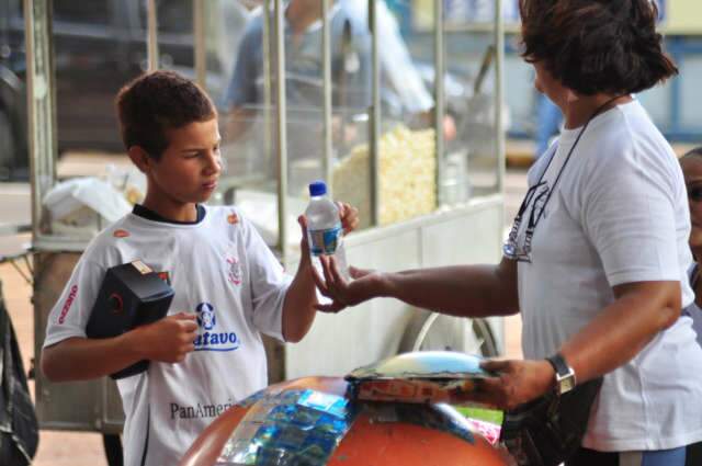  2011 "chega de verdade" acompanhado de muito calor