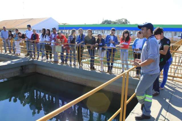 Acad&ecirc;micos de Biologia conhecem esta&ccedil;&atilde;o que trata &aacute;gua