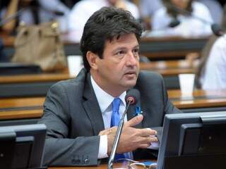 Deputado Luiz HenrIque Mandetta, presidente estadual do DEM, em Brasília (Foto: Agência Câmara)