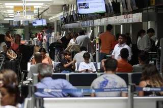 No Aeroporto Internacional de Campo Grande, as companhias aéreas estão operando com voos lotados. (Foto: Arquivo Campo Grande News)