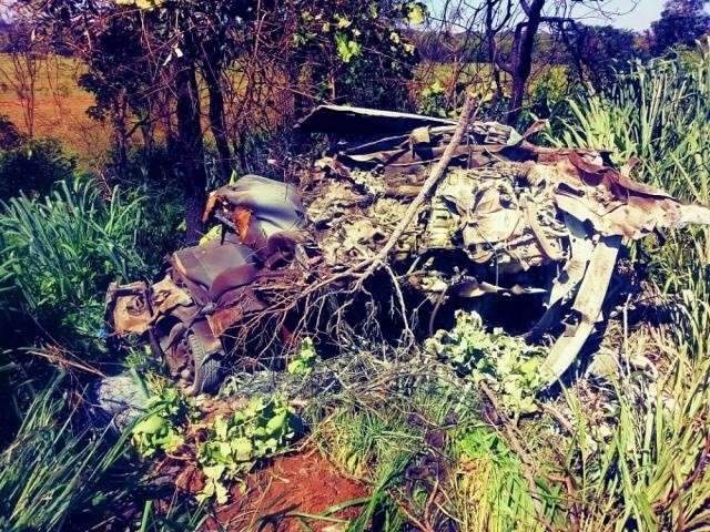Beb&ecirc; que morreu em acidente na BR-267 foi expelido da barriga da m&atilde;e 