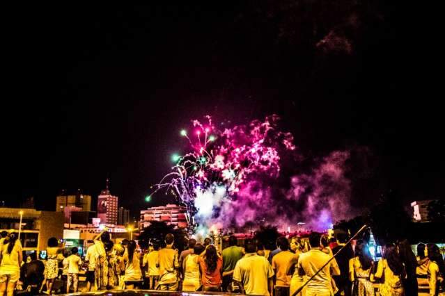 Queima de fogos na avenida foi a mais fraca dos &uacute;ltimos anos na Capital