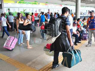 Taxa de embarque fica 6,08% mais cara na rodoviária da Capital Taxa de embarque fica 6,08% mais cara na rodoviária da Capital