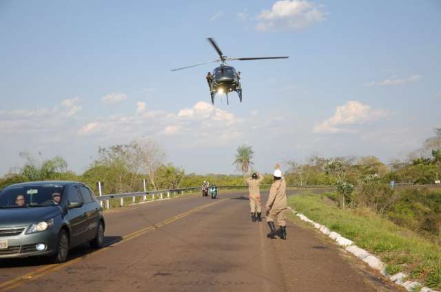 Motorista morre na MS-080 após carro sair da pista e despencar de ponte