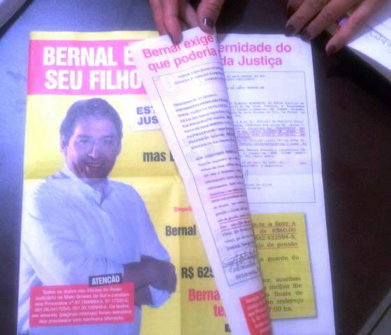  Justi&ccedil;a manda apreender material ap&oacute;crifo contra Bernal