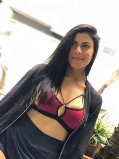 Nas redes e na vida, Ra&iacute;za &eacute; a crossfiteira que mostra a cara para falar de HIV