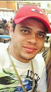 Roberson Batista da Silva, 32 anos (Foto: Aquivo Pessoal/ Facebook)