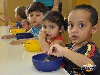 Merenda de 2018 para alunos das escolas municipais já foi garantida. (Foto: Mário Bueno/PMCG)