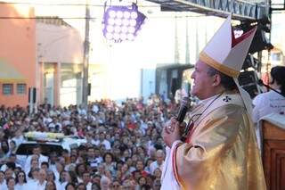 Arcebispo Dom Dimas ressaltou importância do dia para os fiéis. (Foto: Marcos Ermínio) 