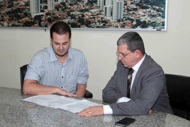 Prefeitura quer mudar regras no sorteio de casas e refinanciar d&iacute;vidas 