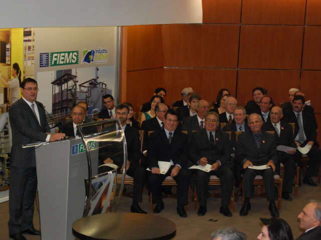  Empossada, diretoria da Fiems define qualifica&ccedil;&atilde;o profissional como desafio