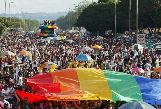 Estados e governo federal v&atilde;o firmar pacto nacional contra homofobia