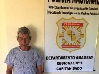 Agustin Ovelar, de 61 anos, preso na sede da polícia Paraguaia. (Foto: Porã News) 