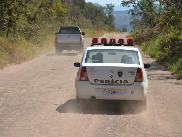  Corpo encontrado na sa&iacute;da para Tr&ecirc;s Lagoas pode ser de travesti 