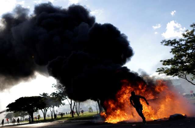Bras&iacute;lia virou campo de guerra, diz sindicalista de MS sobre protestos