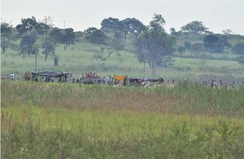 Polícia Federal envia agentes para fazenda invadida por índios Terena 