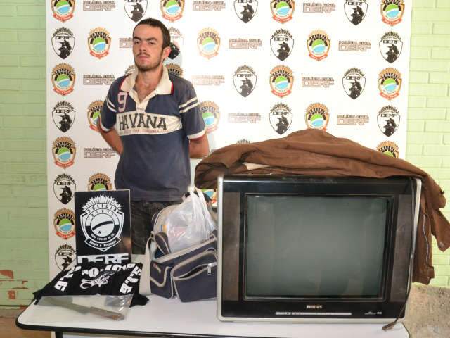  Assassino de idoso pede para ser internado e culpa droga pelo crime
